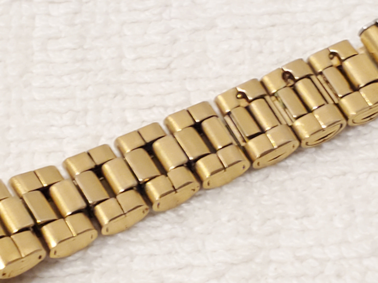 Vintage Citizen Gold Plated Tone Women's Day Date Watch Black Dial S Steel