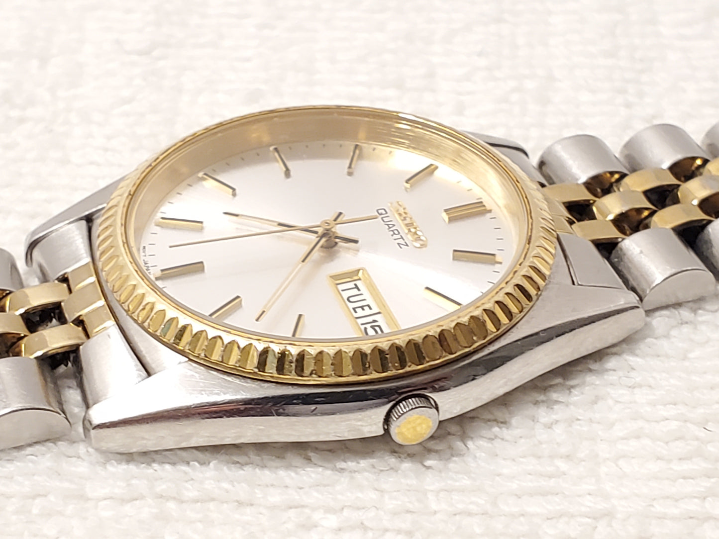 Vintage Seiko Mens Presidential Watch Gold Tone Stainless Steel Date Day 1 Jewel