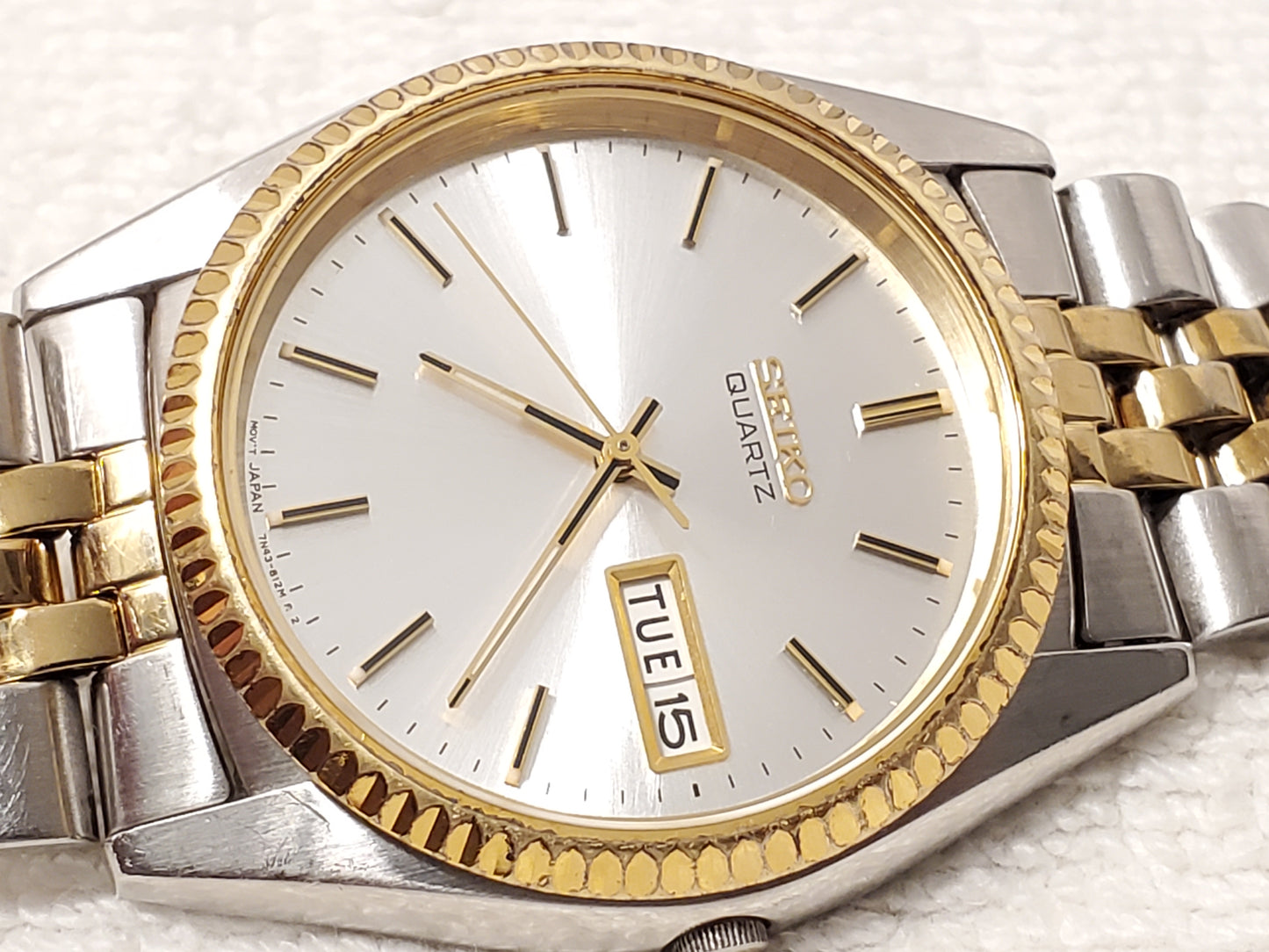Vintage Seiko Mens Presidential Watch Gold Tone Stainless Steel Date Day 1 Jewel