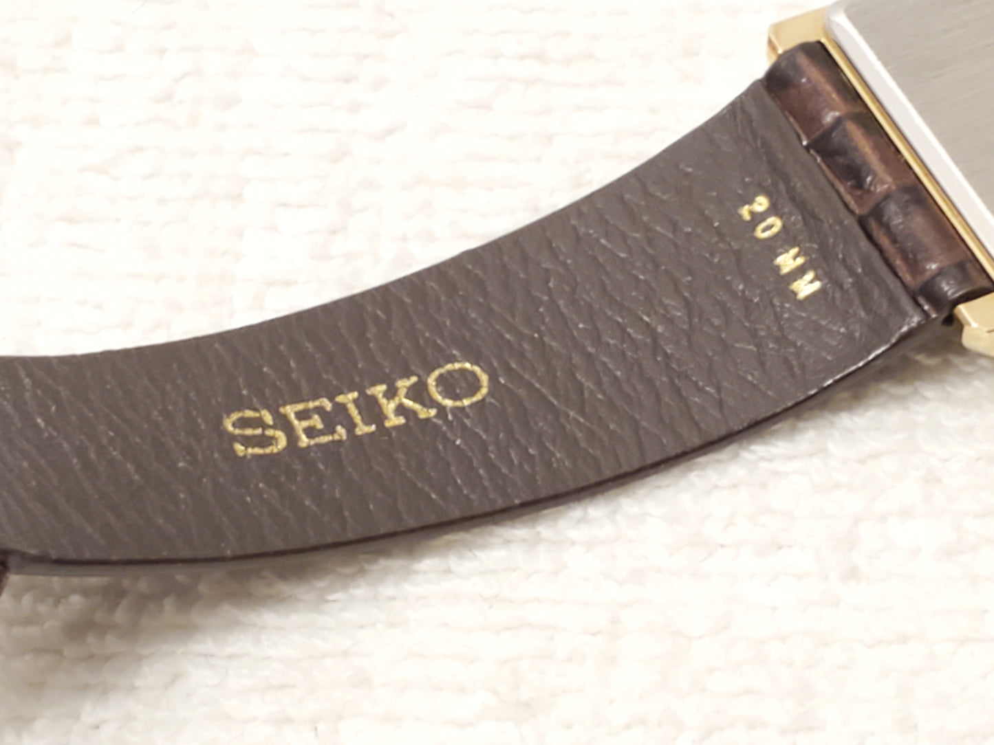 Vintage Seiko Men's Tank Watch Gold Tone One Jewel Brown Leather Strap S Steel