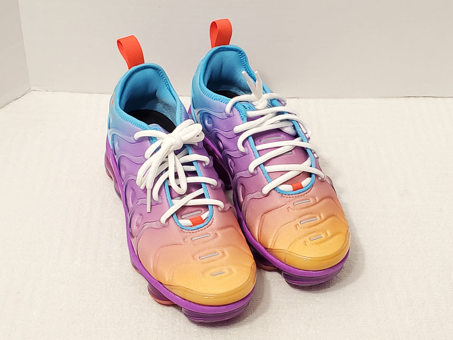 Nike Air Vapormax Plus Fuchsia Dream Crimson Sneakers Women's Size 6.5