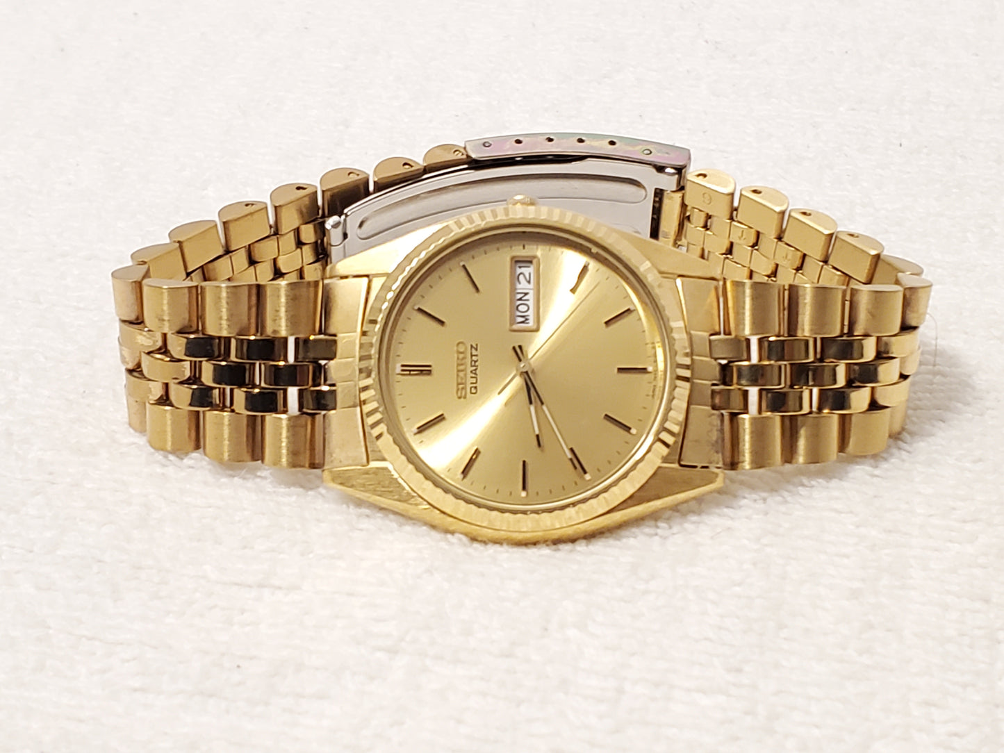 Vintage Seiko Men's Presidential Day Date Quartz Watch Gold Tone Stainless Steel