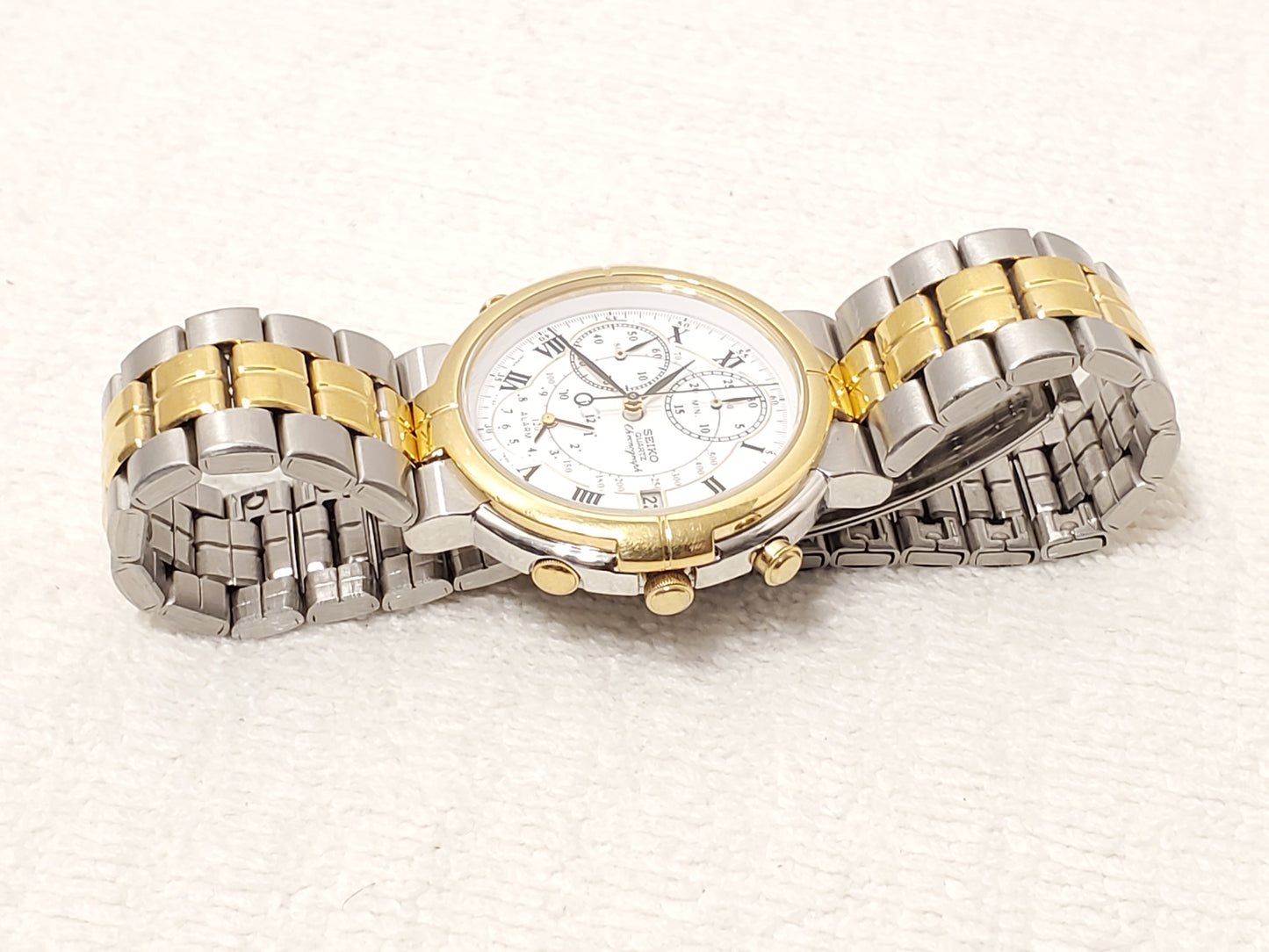 Vintage Seiko Chronograph Alarm Date Men's Watch White Dial Roman Numerals
