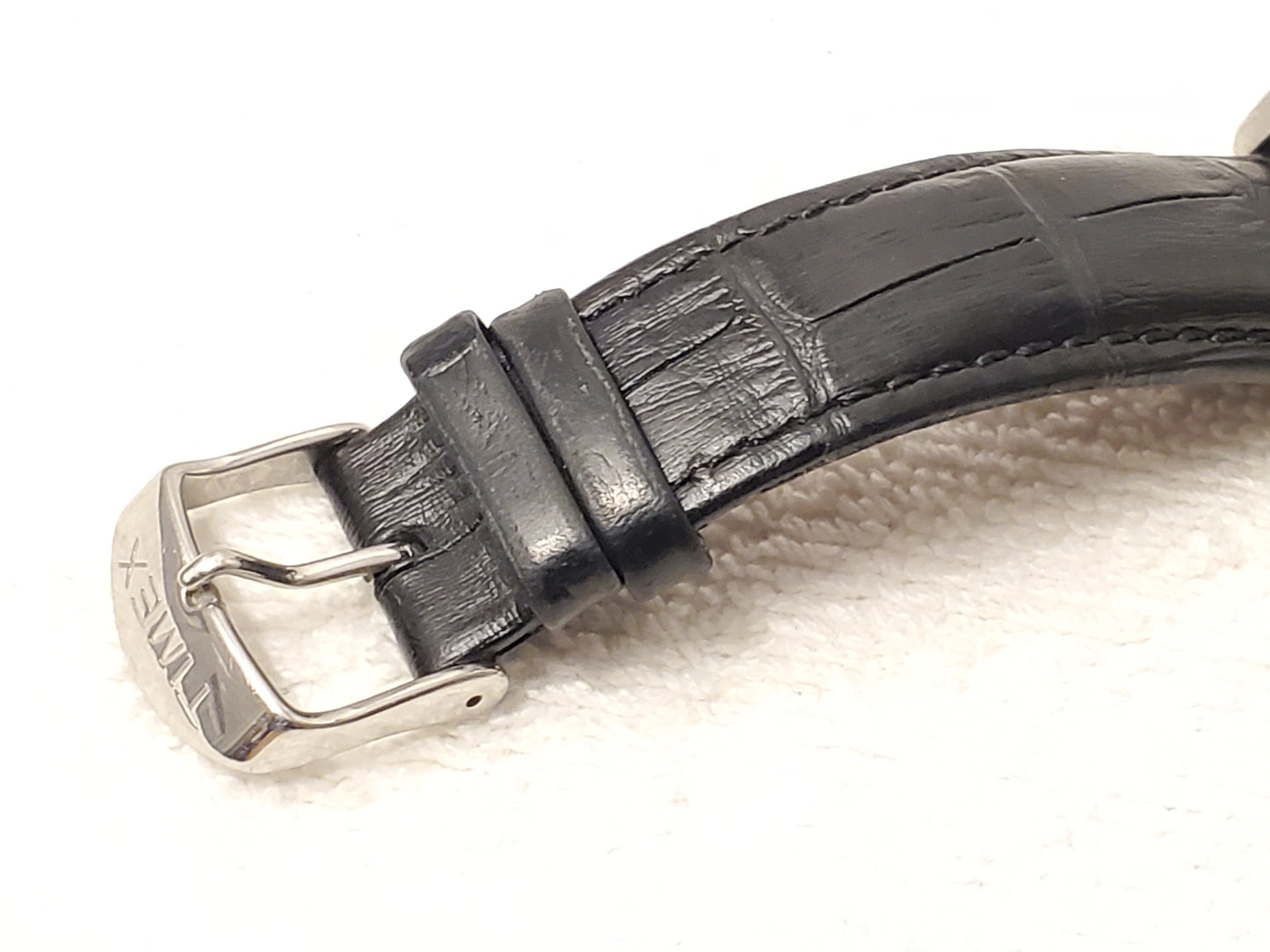 Vintage Timex Automatic Power Reserve Date Men's Black Dial Watch Leather Strap