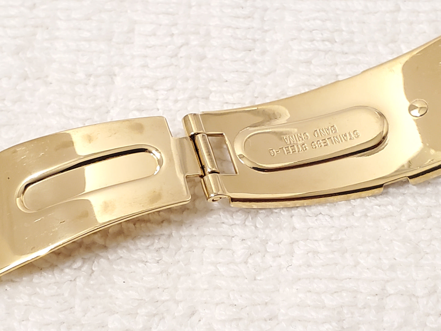 Vintage Seiko Men's Day Date Gold Tone Quartz Watch One Jewel Stainless Steel