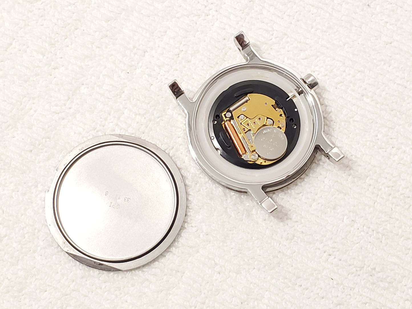 Burberry Swiss Made Men's Date Watch Silver Dial Five Jewels Gold Plated Quartz
