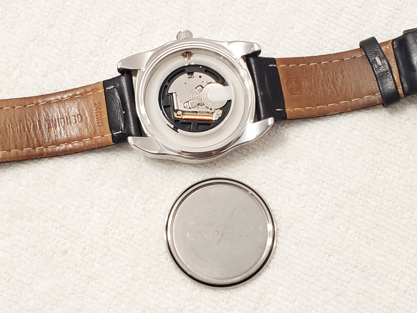 Vintage Wenger Swiss Military Men's Date Watch Black Leather Band One Jewel SS