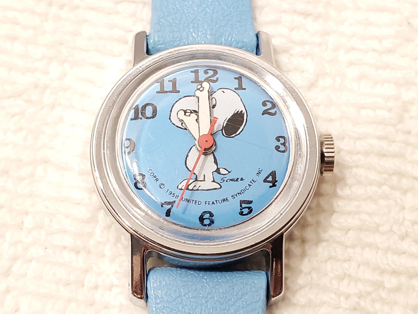 Vintage Timex 1958 Snoopy Womens Wind Up Watch Blue Dial Band Base Metal S Steel