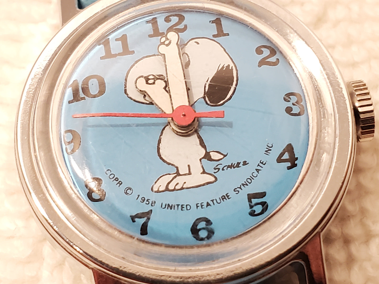Vintage Timex 1958 Snoopy Womens Wind Up Watch Blue Dial Band Base Metal S Steel