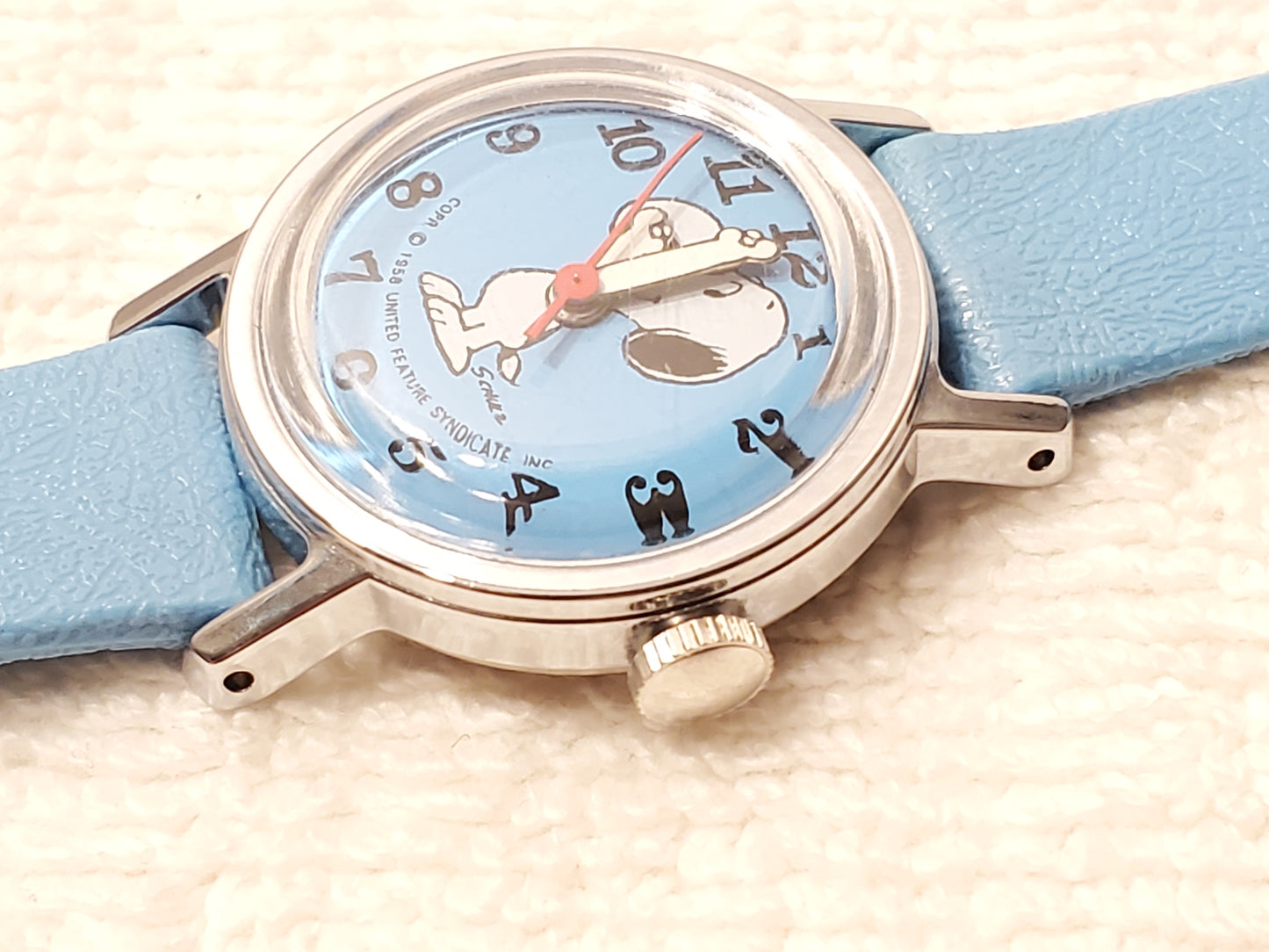 Vintage Timex 1958 Snoopy Womens Wind Up Watch Blue Dial Band Base Metal S Steel