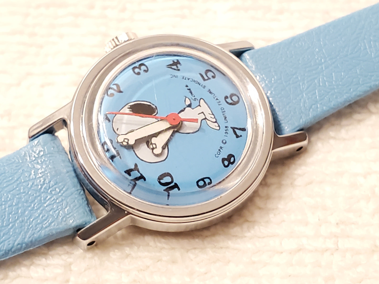 Vintage Timex 1958 Snoopy Womens Wind Up Watch Blue Dial Band Base Metal S Steel