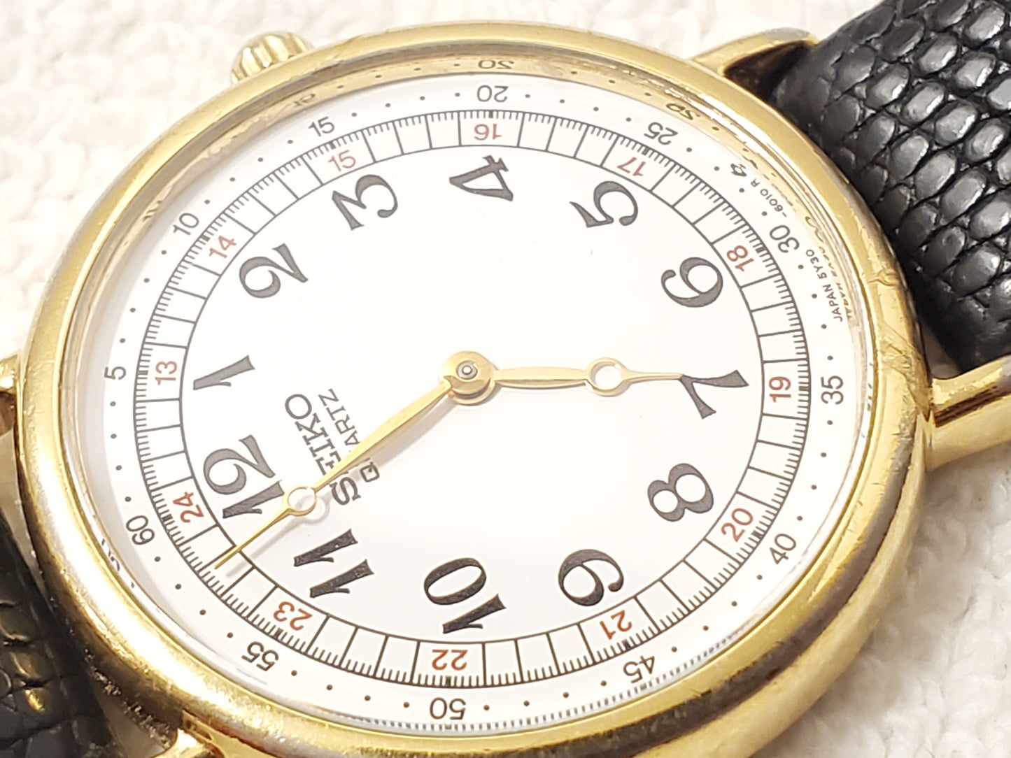 Vintage Seiko Women's Quartz Watch Gold Plated One Jewel White Dial Leather Band