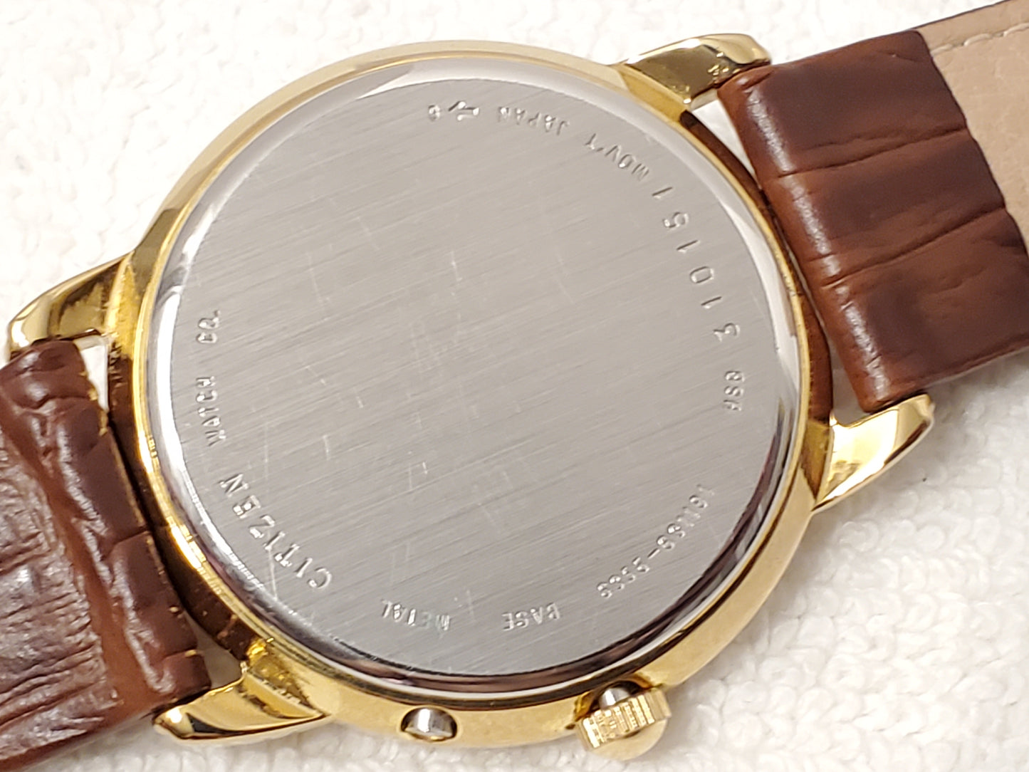 Vintage Citizen Elegance Month Day Date Men's Watch Roman Numerals Leather Gold