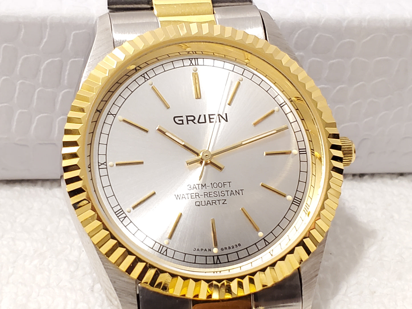 Vintage Gruen Men's Presidential Gold Tone Stainless Steel Silver Dial Watch