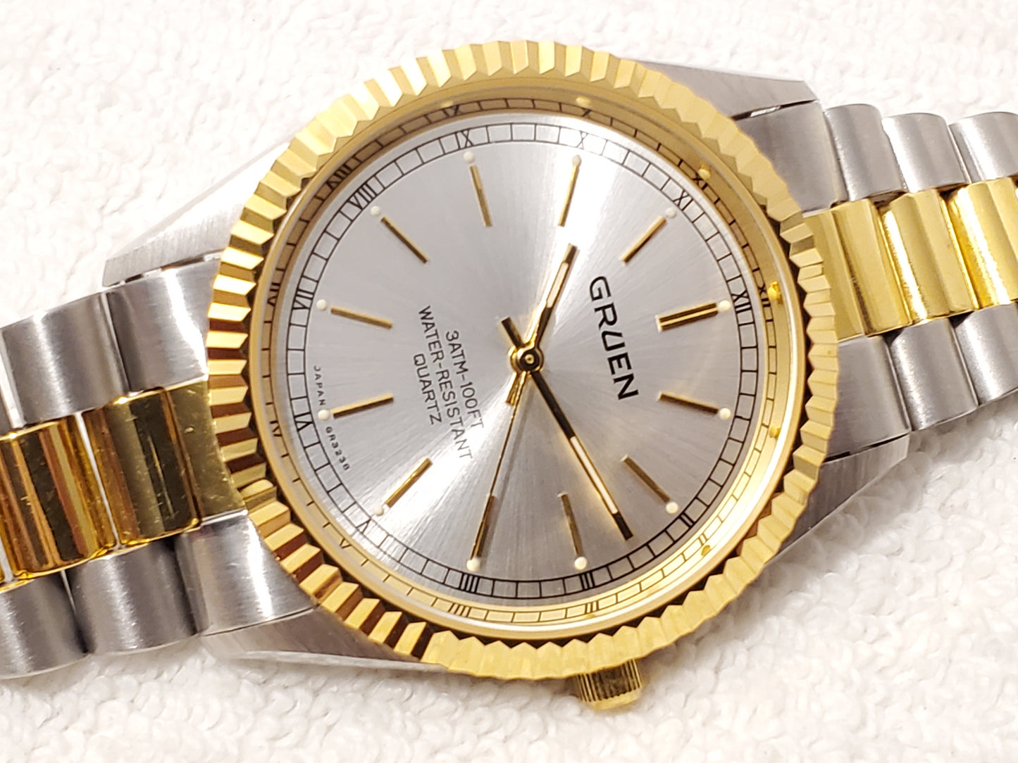 Vintage Gruen Men's Presidential Gold Tone Stainless Steel Silver Dial Watch