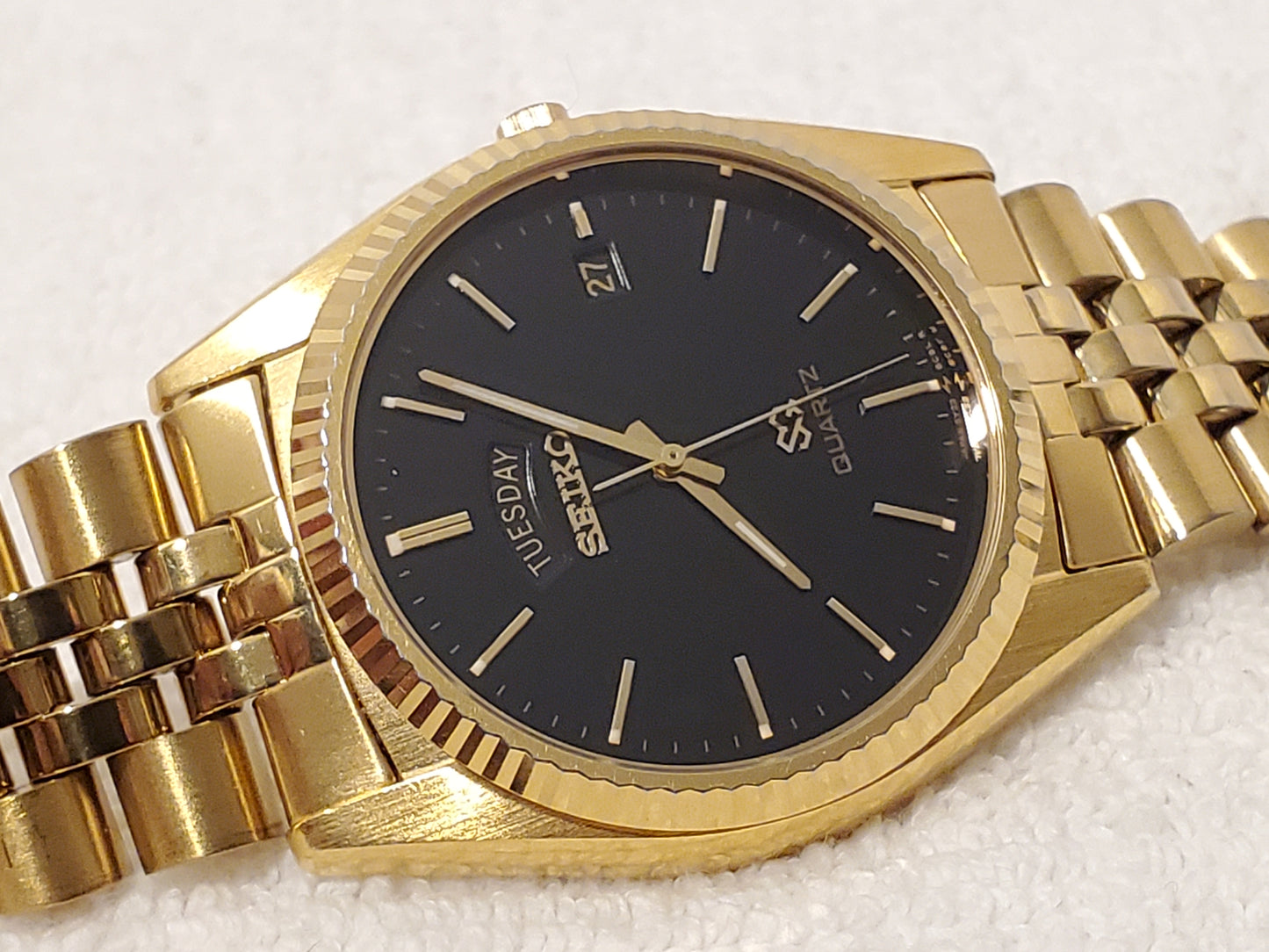 Vintage Seiko SQ Presidential Men's Day Date Watch Gold Tone Black Dial 1 Jewel