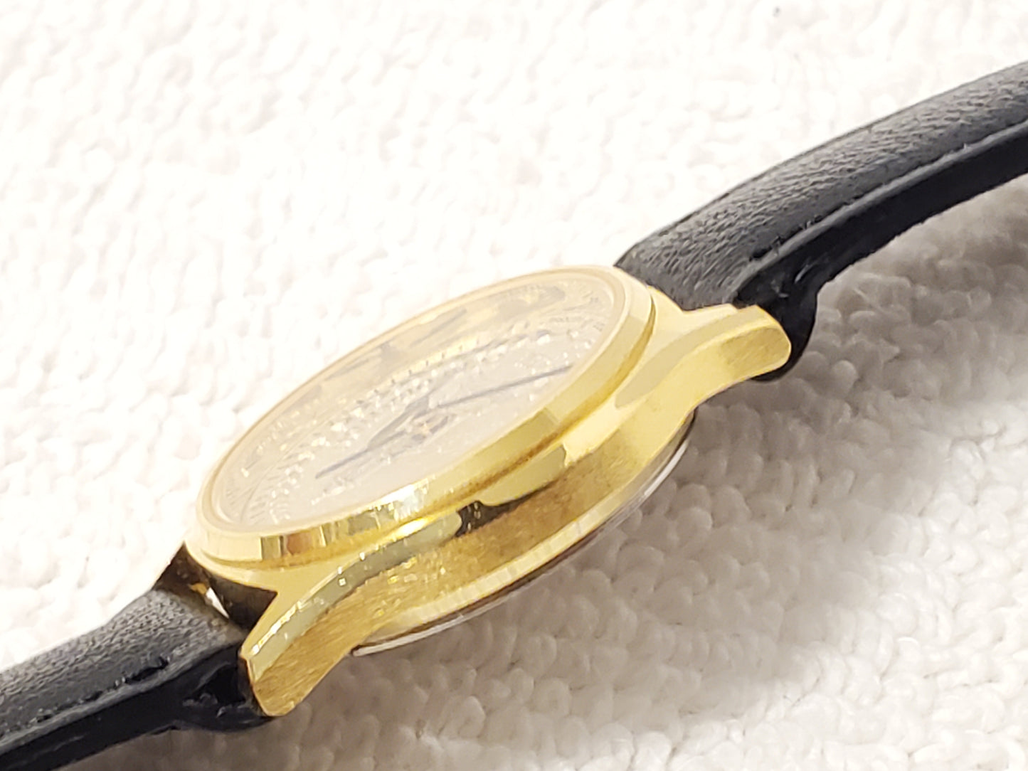 Vintage Hamilton Art Craft Women's Gold Plated Watch Seven Jewels Black Leather