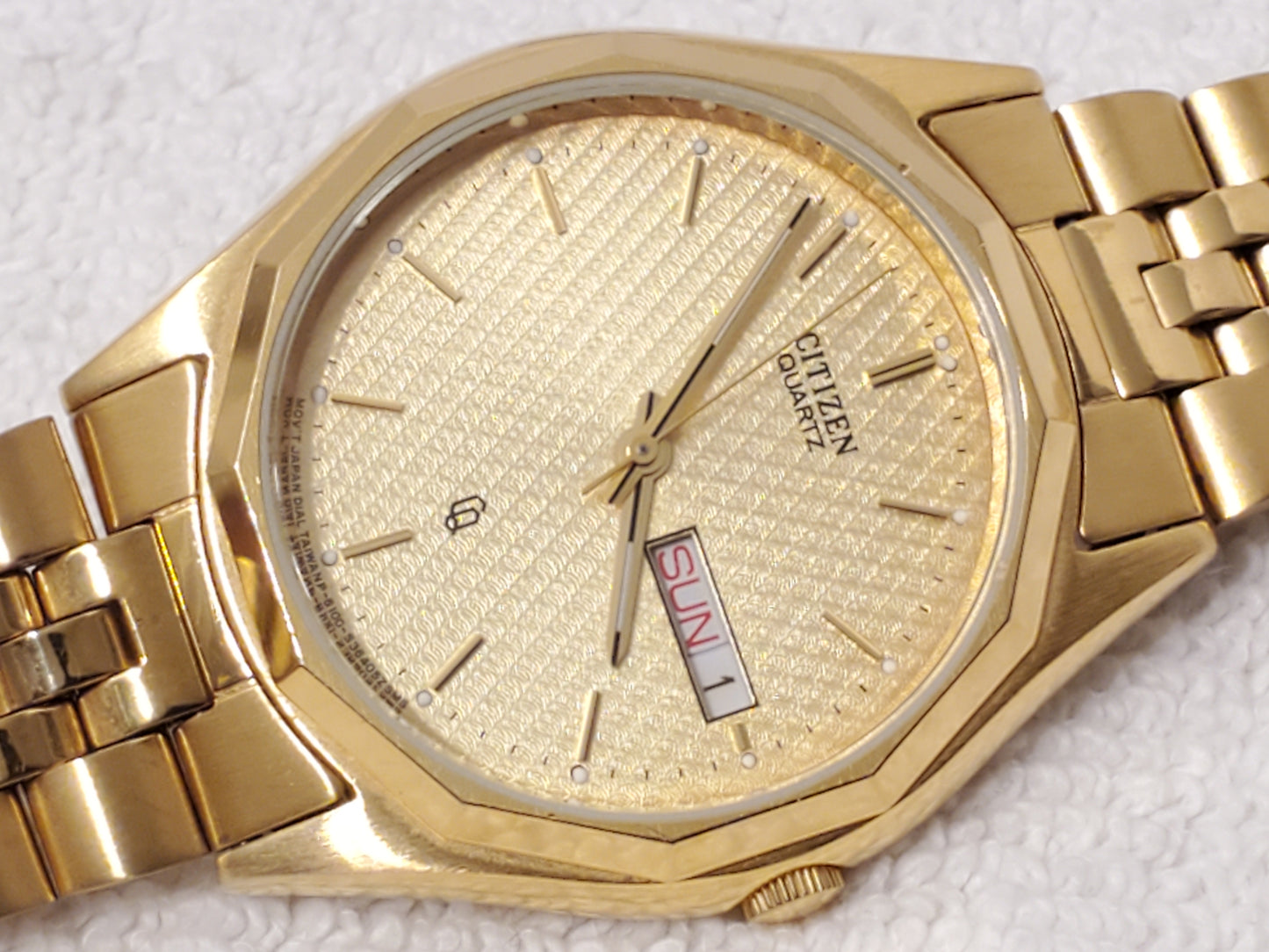 Vintage Citizen CQ Men's Day Date Gold Plated Stainless Steel Quartz Watch