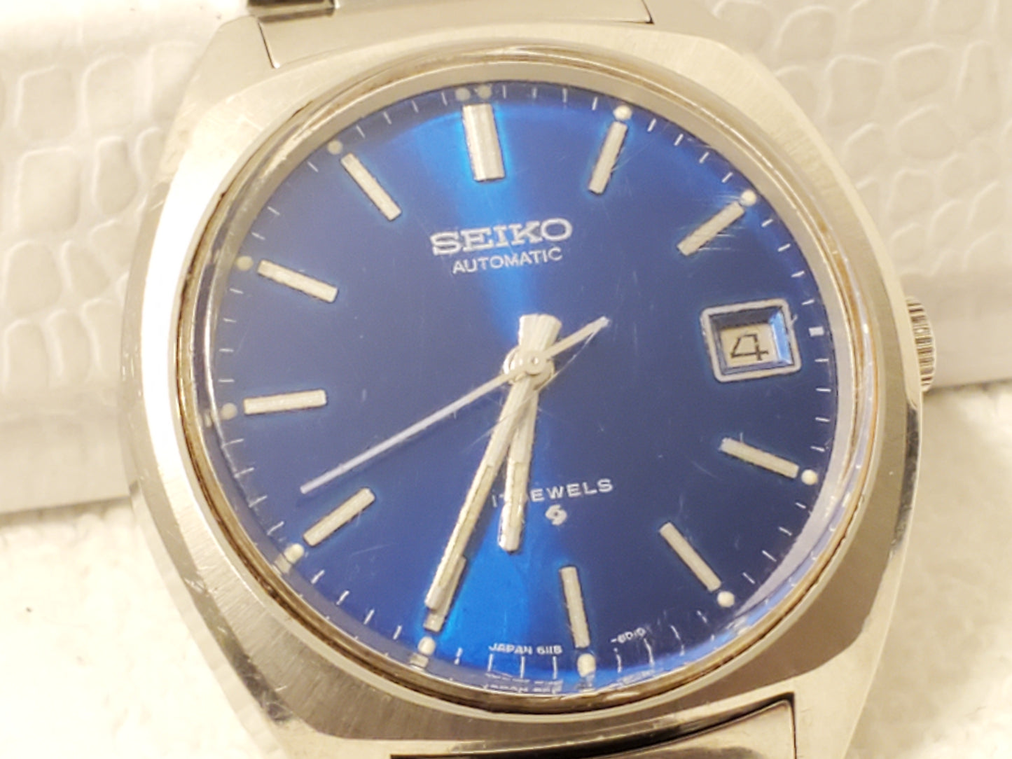 Vintage Seiko Automatic Blue Dial Stainless Steel Date Men's Watch 17 Jewels