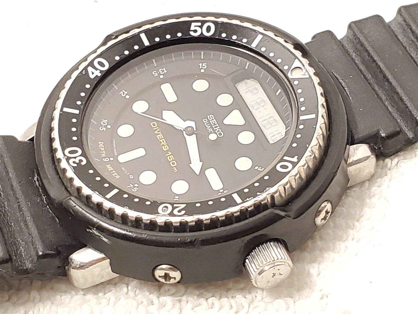 Vintage Seiko Diver's 150 Men's Black Analog Digital Watch Alarm Chronograph