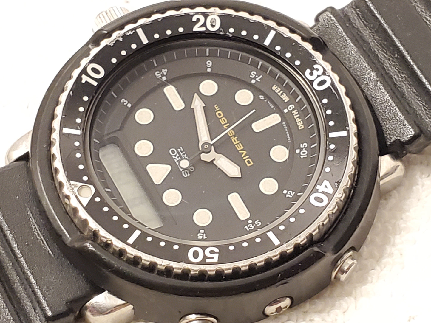 Vintage Seiko Diver's 150 Men's Black Analog Digital Watch Alarm Chronograph