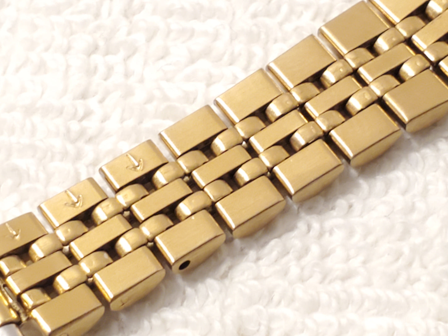 Vintage Seiko SQ Women's Black Dial Gold Tone Day Date Quartz Watch One Jewel
