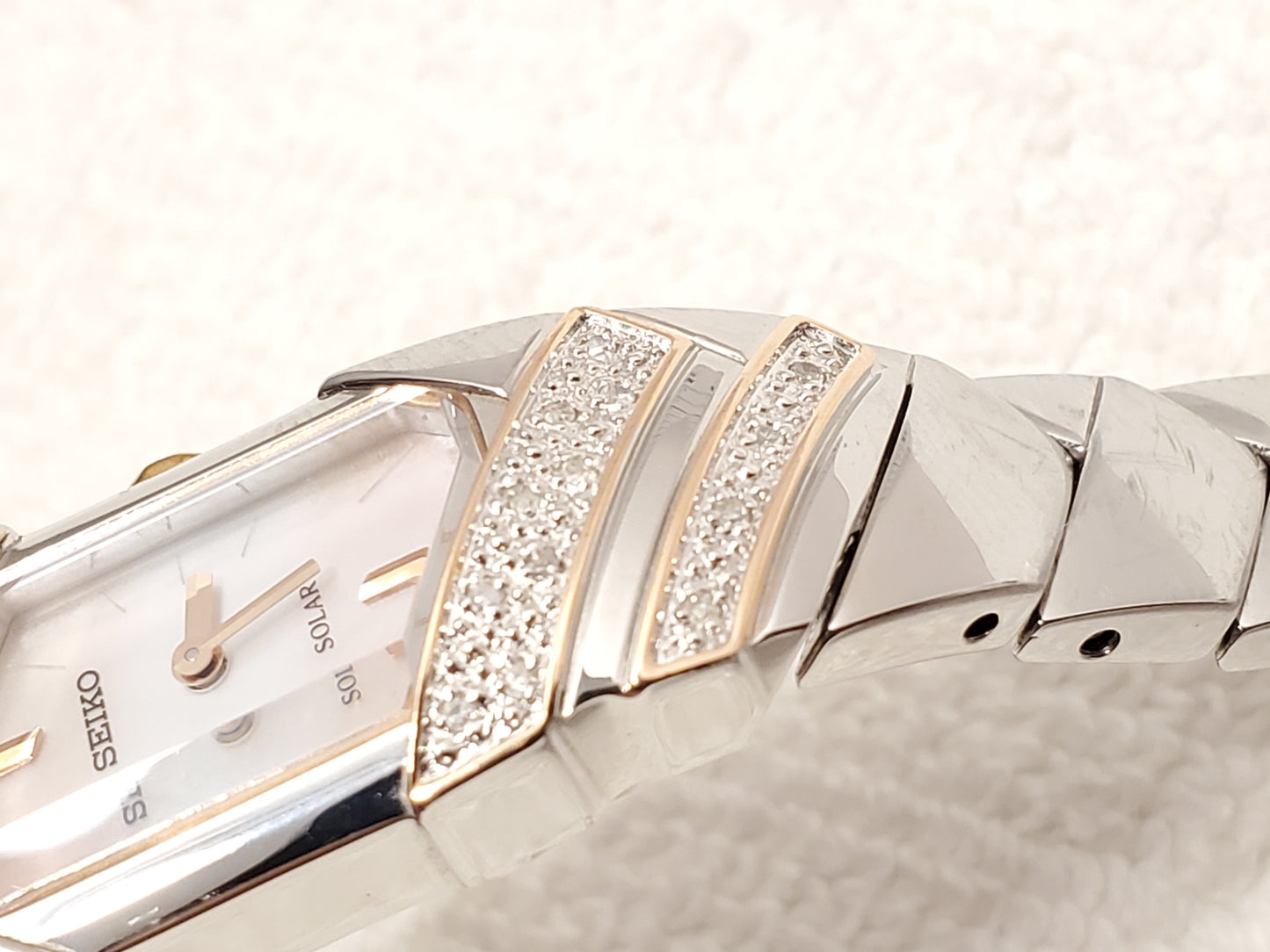 Vintage Seiko Solar Women's Watch 26 Diamonds Bezel Mother Pearl Dial Rose Gold