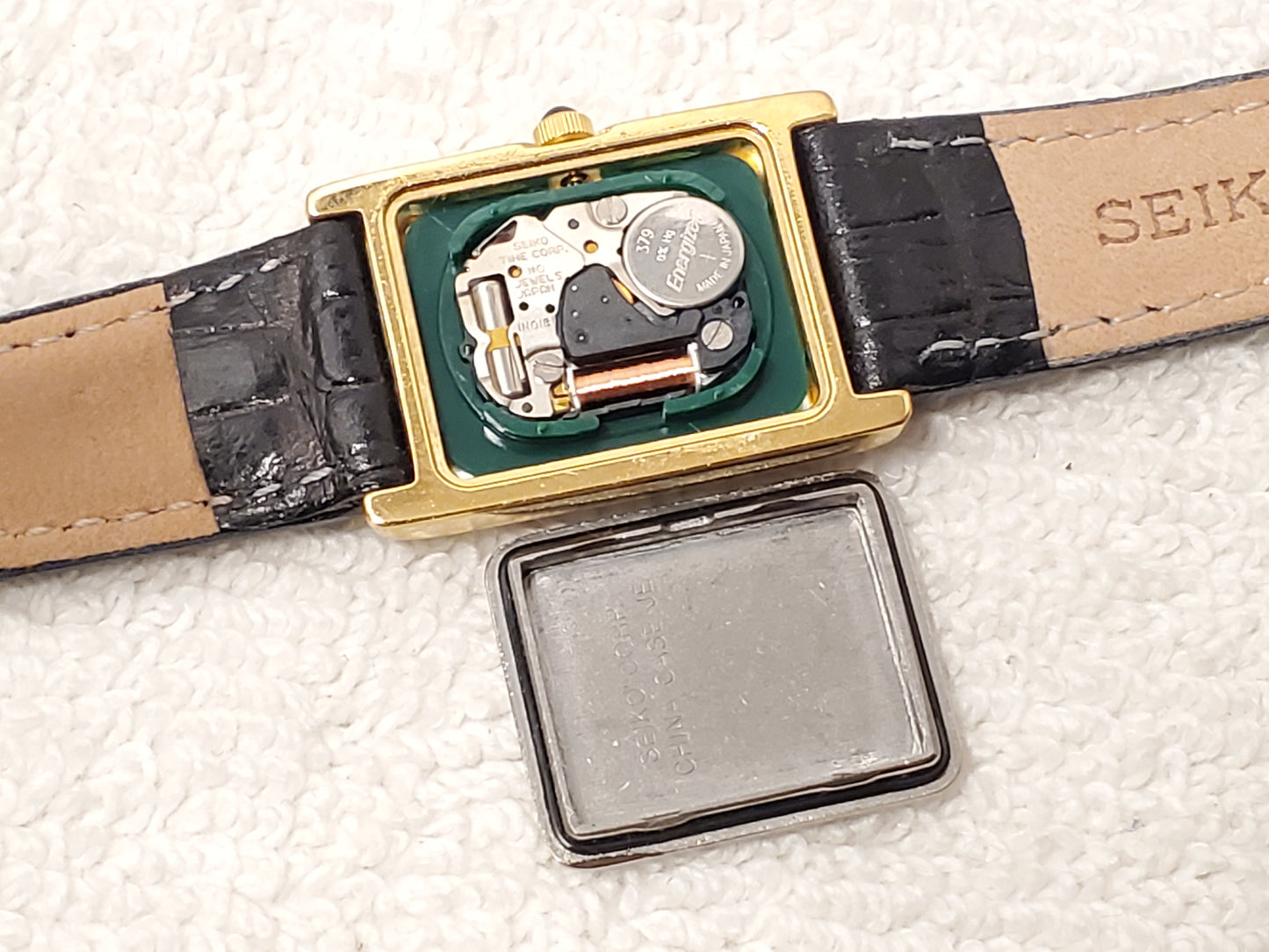 Vintage Seiko Women Tank Gold Tone Watch Leather Band Silver Dial Roman Numerals