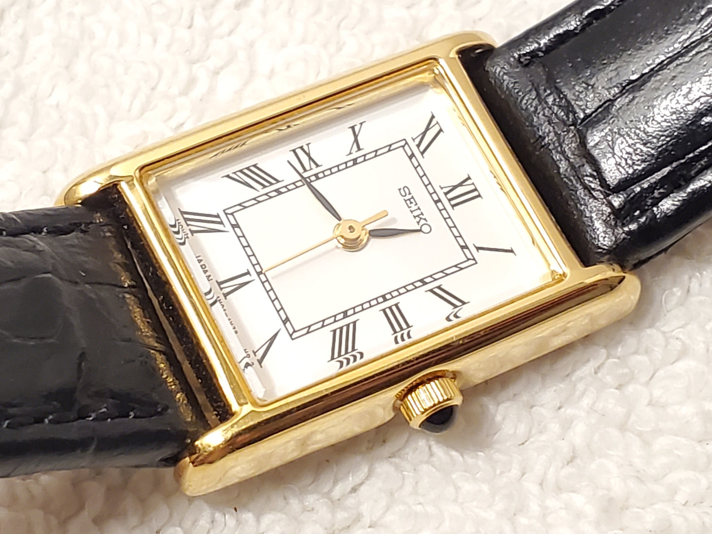 Vintage Seiko Women Tank Gold Tone Watch Leather Band Silver Dial Roman Numerals
