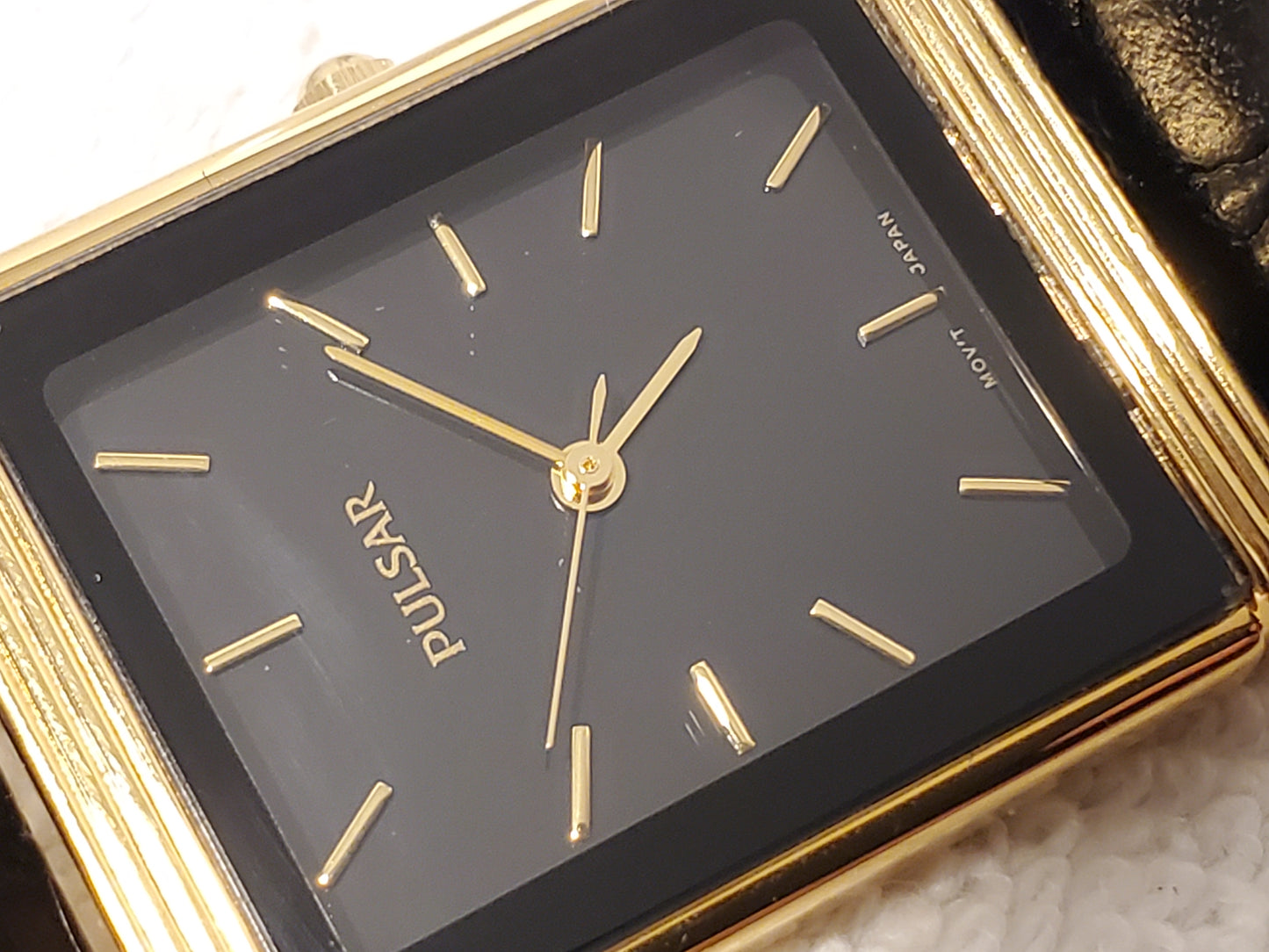 Vintage Pulsar by Seiko Women's Tank Gold Tone Watch Black Dial Leather Strap SS