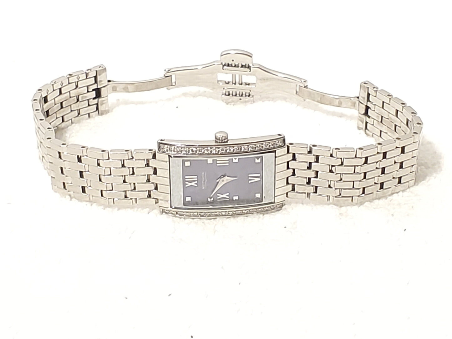 Vintage Wittnauer 34 Diamonds Bezel Swiss Made Sapphire Women's Watch 7 Jewels