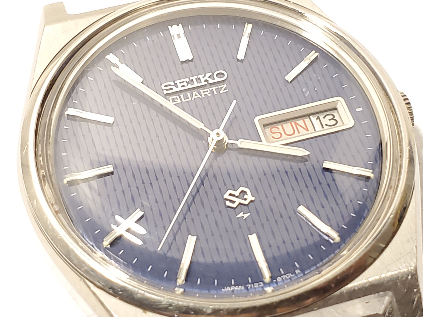 Vintage Seiko SQ Mens Blue Dial Day Date Quartz Watch Two Jewels Stainless Steel