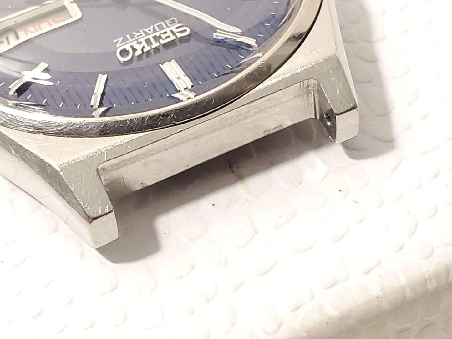 Vintage Seiko SQ Mens Blue Dial Day Date Quartz Watch Two Jewels Stainless Steel