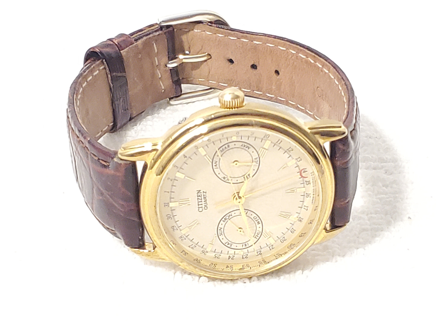 Vintage Citizen Men's Day Date Month Gold Plated Quartz Watch Brown Leather Band