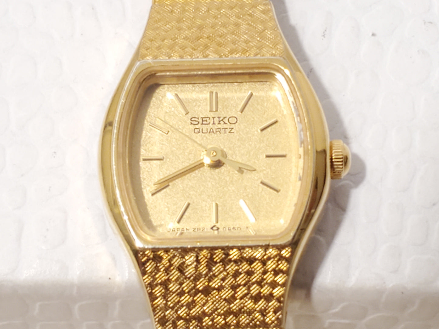 Vintage Seiko Women's Gold Plated Petite Quartz Watch Three Jewels S Steel