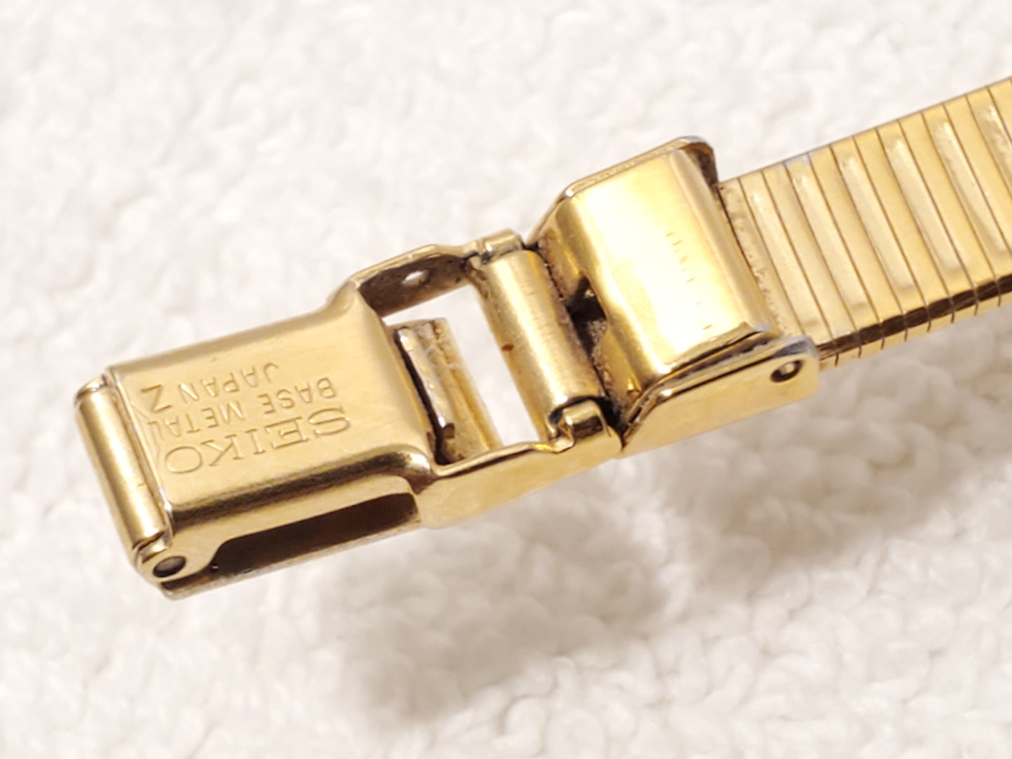 Vintage Seiko Women's Gold Plated Petite Quartz Watch Three Jewels S Steel