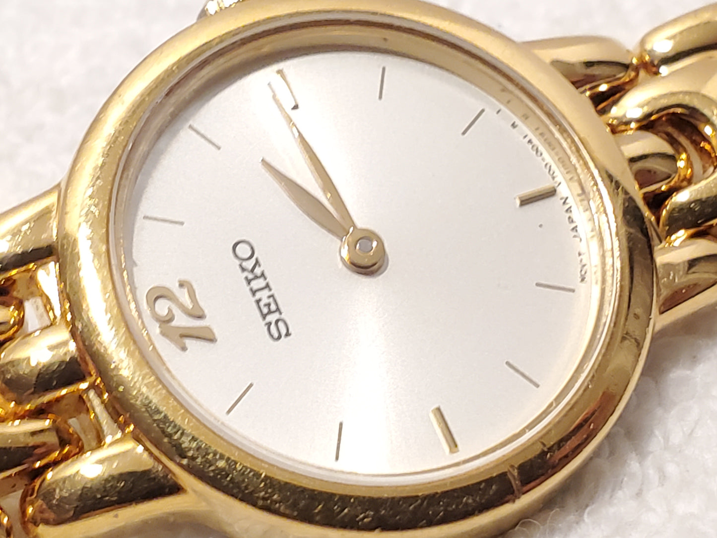 Vintage Seiko Women's Silver Dial Gold Tone Stainless Steel Quartz Watch