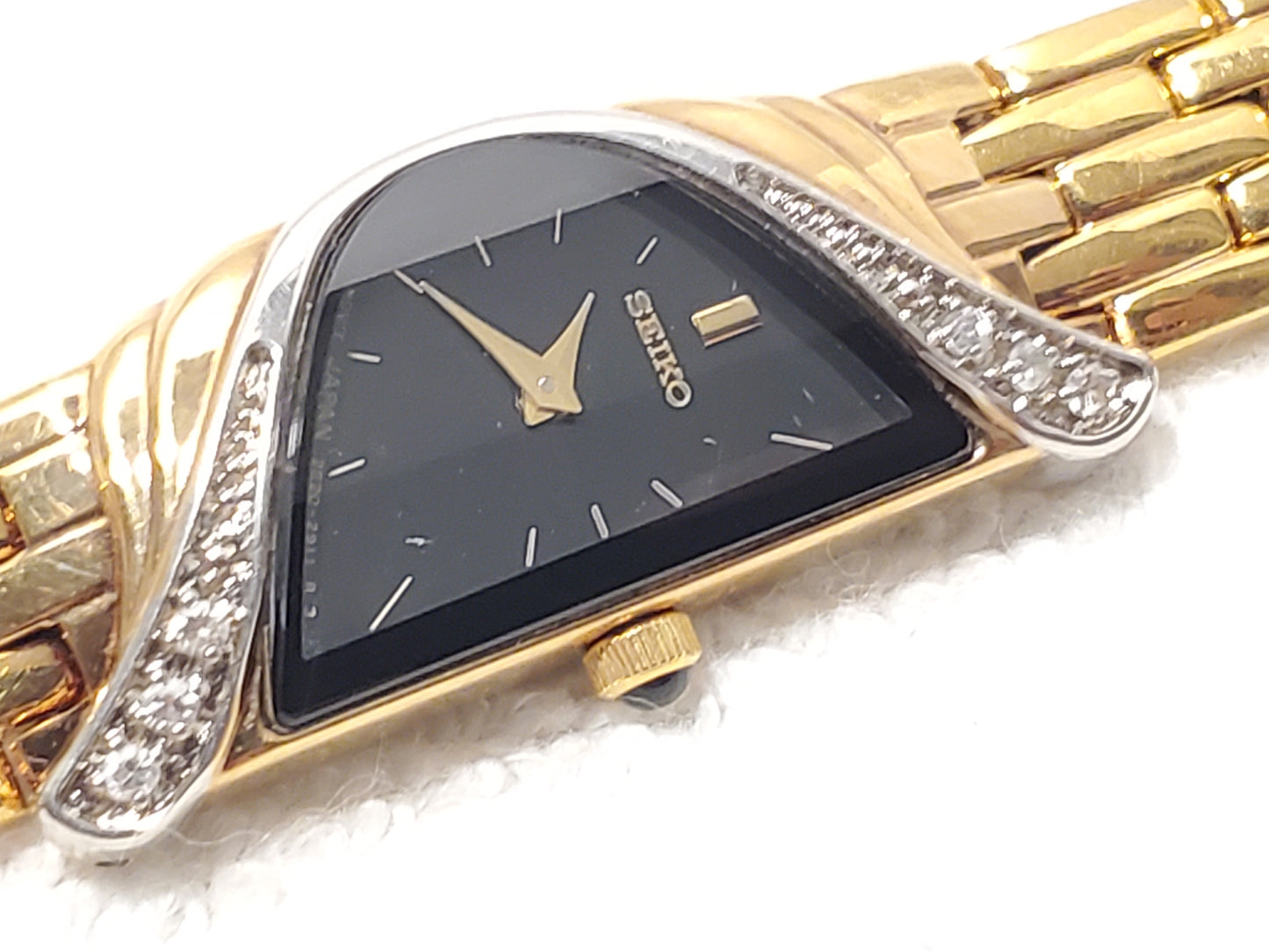 Vintage Seiko Half Moon Women Watch Black Dial Gold Silver Tone 6 Diamonds Bezel