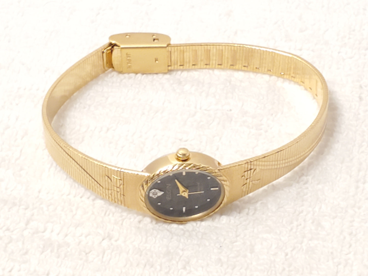 Vintage Elgin Diamond Quartz Women's Gold Tone Black Dial Watch Bowtie Bracelet