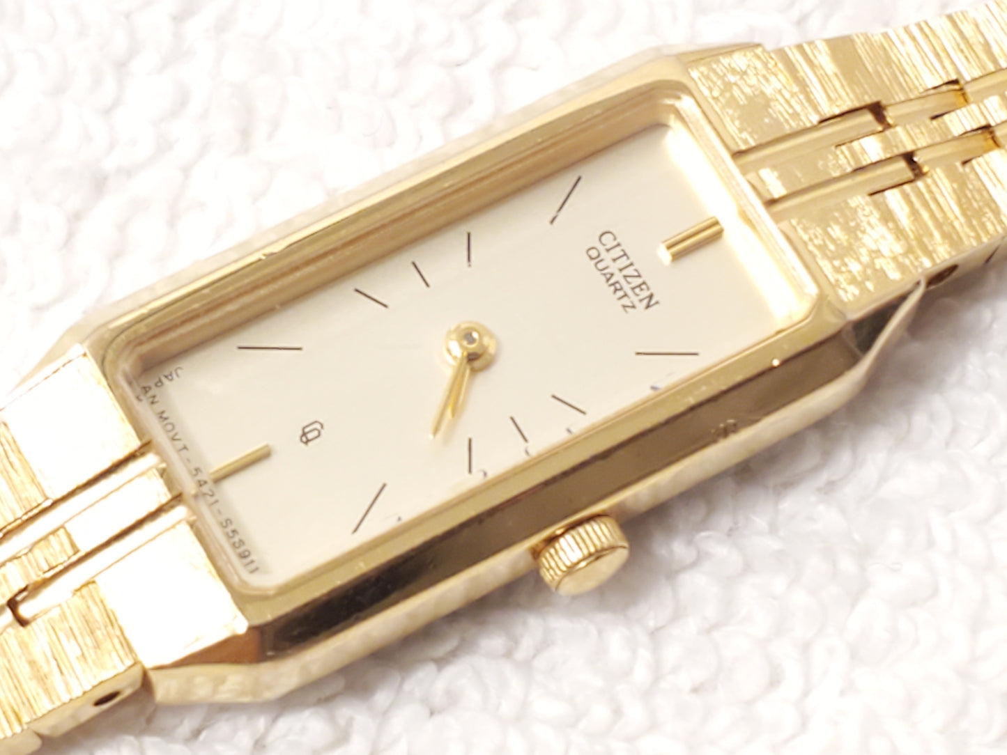 Vintage Citizen Women's Tank Quartz Watch Gold Plated Stainless Steel Base Metal