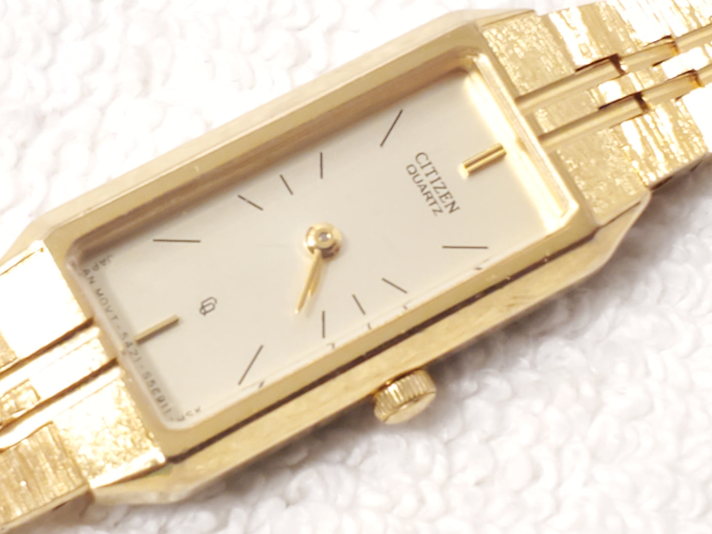 Vintage Citizen Women's Tank Quartz Watch Gold Plated Stainless Steel Base Metal