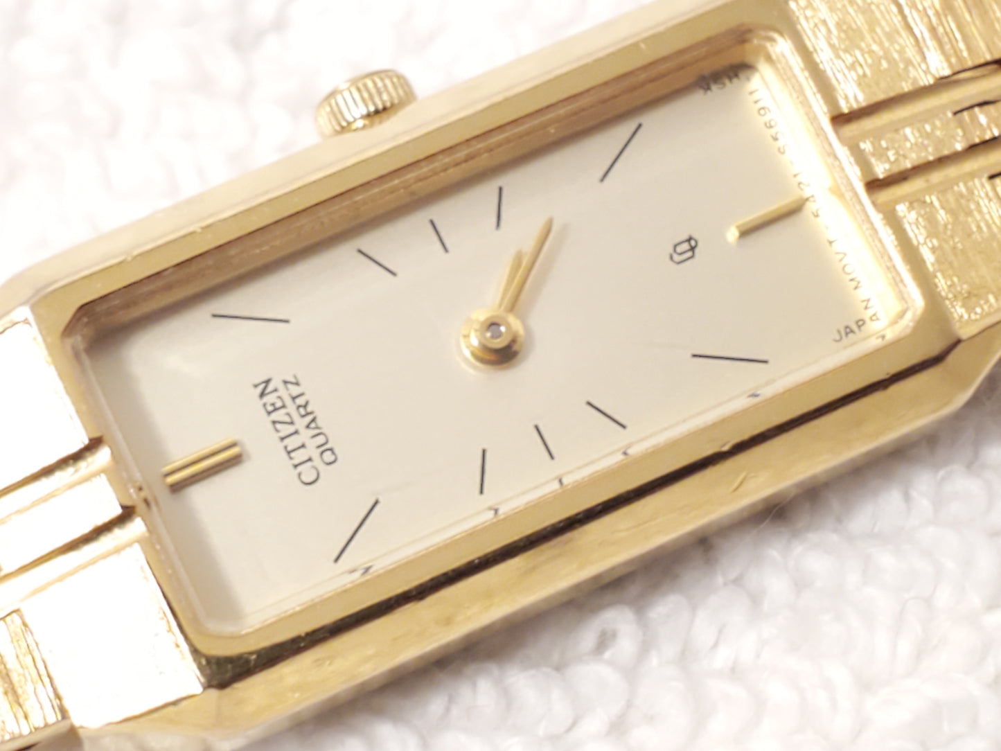 Vintage Citizen Women's Tank Quartz Watch Gold Plated Stainless Steel Base Metal
