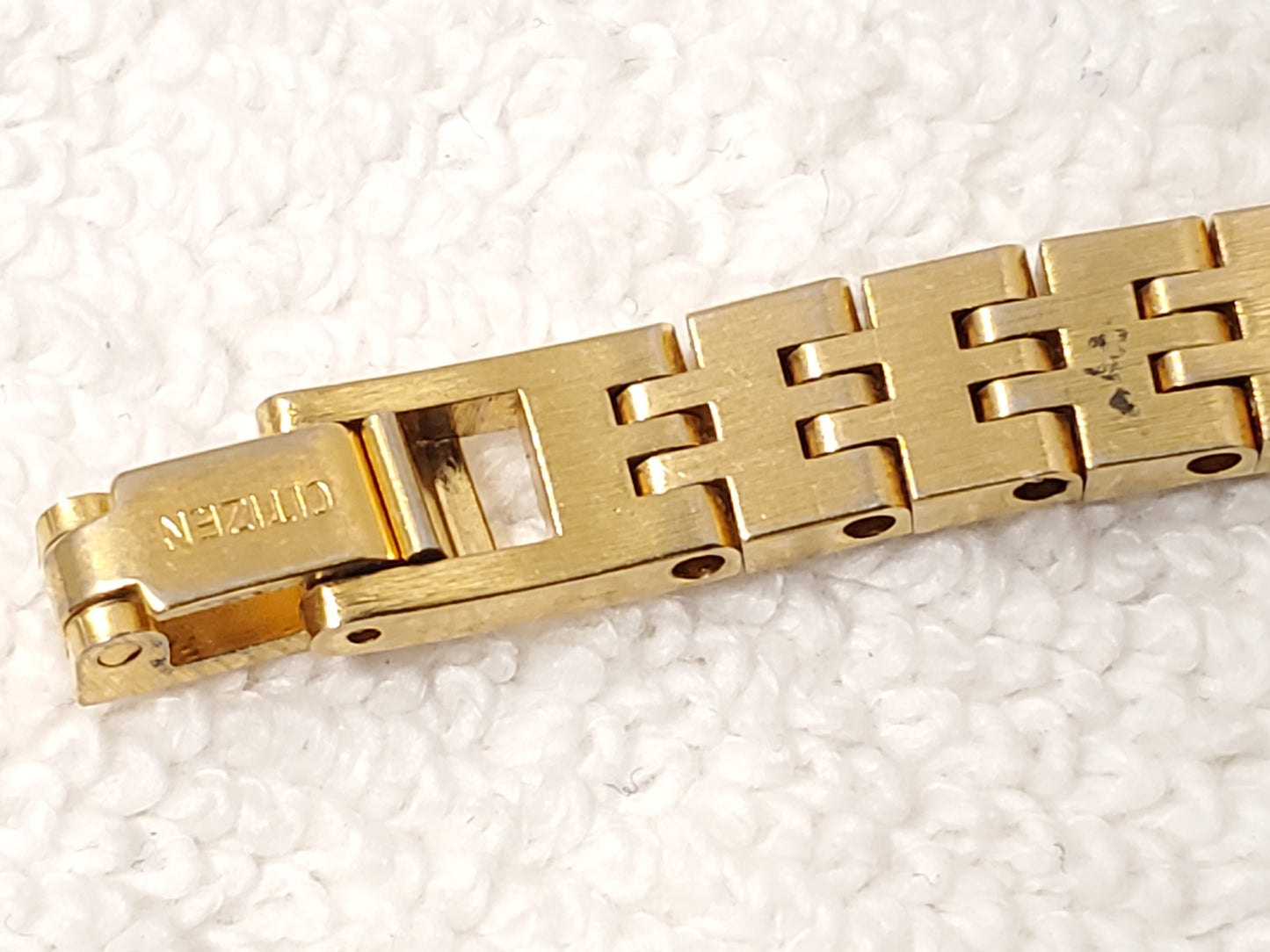 Vintage Citizen Women's Tank Quartz Watch Gold Plated Stainless Steel Base Metal