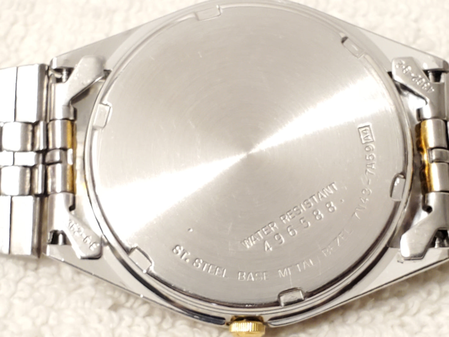 Vintage Seiko Men's Gold Tone Stainless Steel Day Date Quartz Watch Black Dial