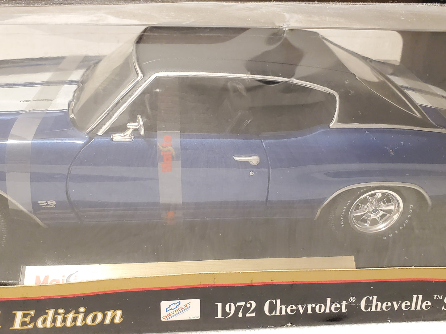 New Maisto 1972 Chevrolet Chevelle SS 454 Coupe 1:18 Scale Diecast Car Blue