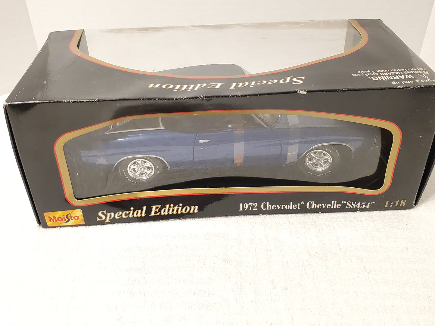 New Maisto 1972 Chevrolet Chevelle SS 454 Coupe 1:18 Scale Diecast Car Blue