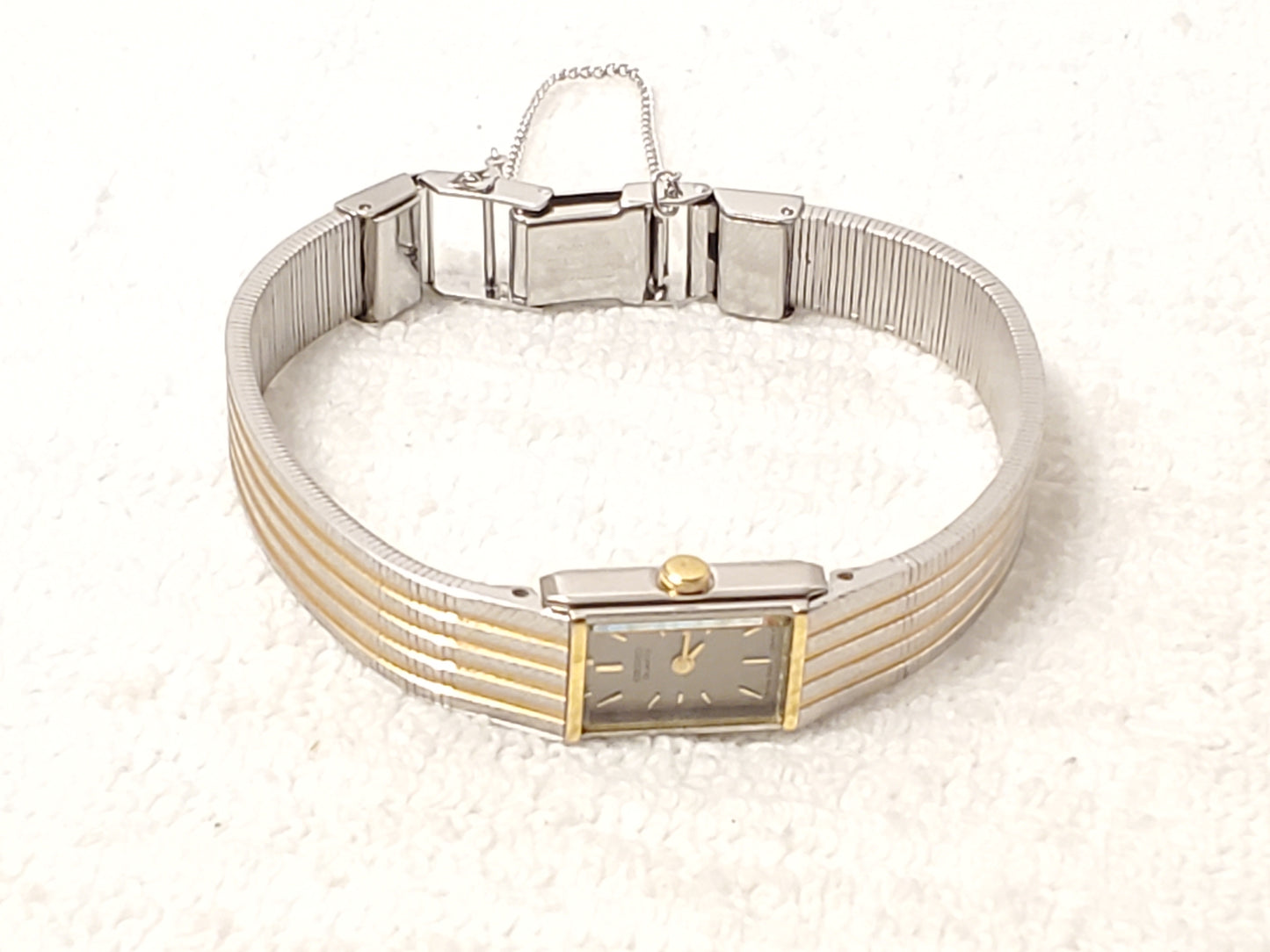 Vintage Seiko Gold Plated Women's Tank Watch Two Jewels Base Metal S Steel Chain
