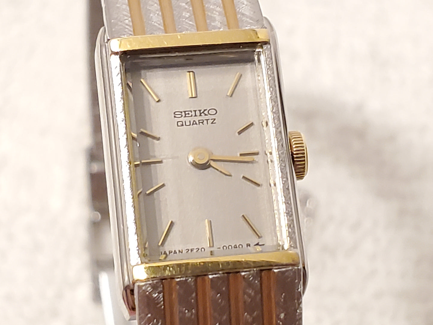Vintage Seiko Gold Plated Women's Tank Watch Two Jewels Base Metal S Steel Chain