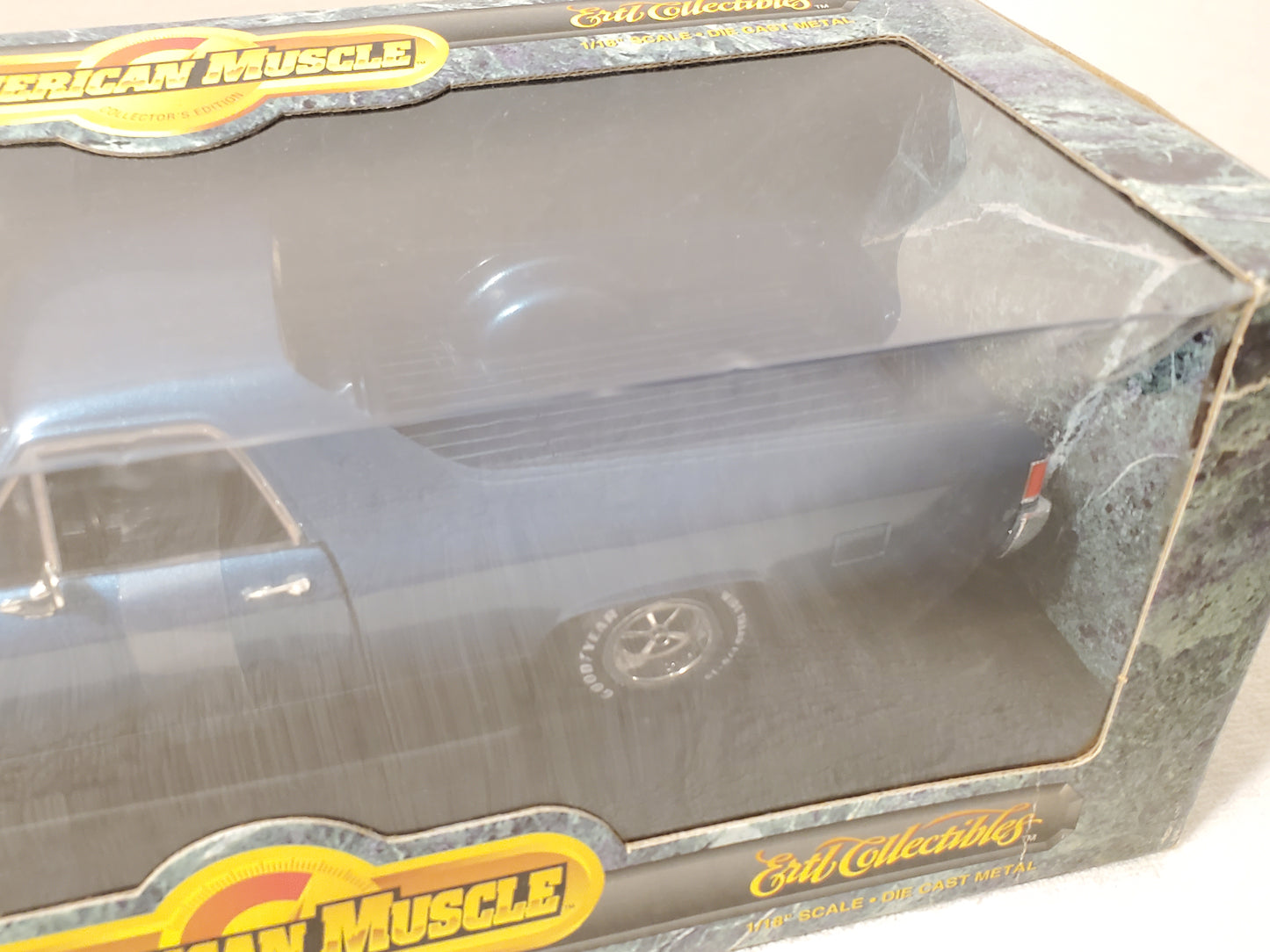 American Muscle Ertl Collectibles 1970 Chevy El Camino SS 454 1:18 Scale Diecast