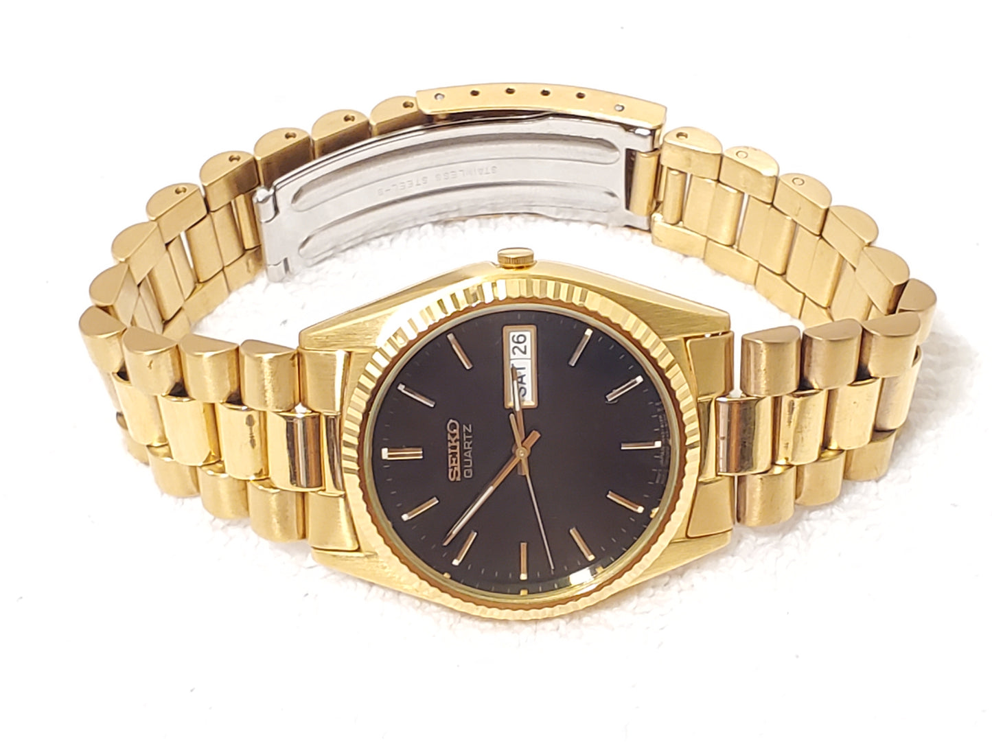 Vintage Seiko Men's Gold Tone Presidential Day Date Watch Black Dial 1 Jewel SS